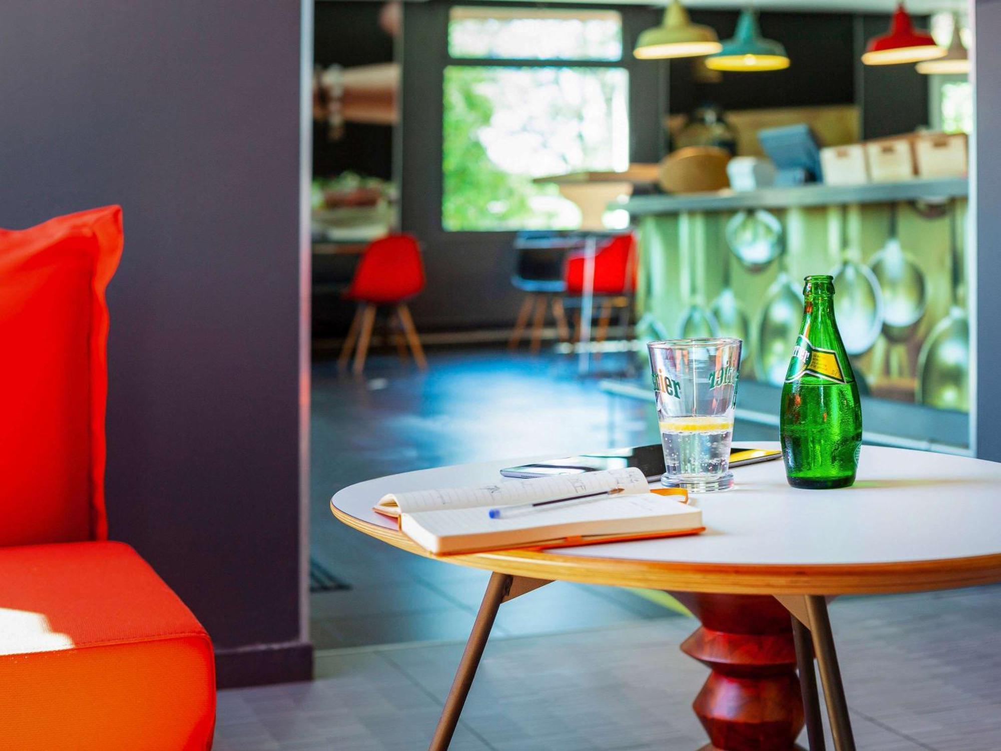 Hotel Ibis Mulhouse Ile Napoleon Sausheim Zewnętrze zdjęcie