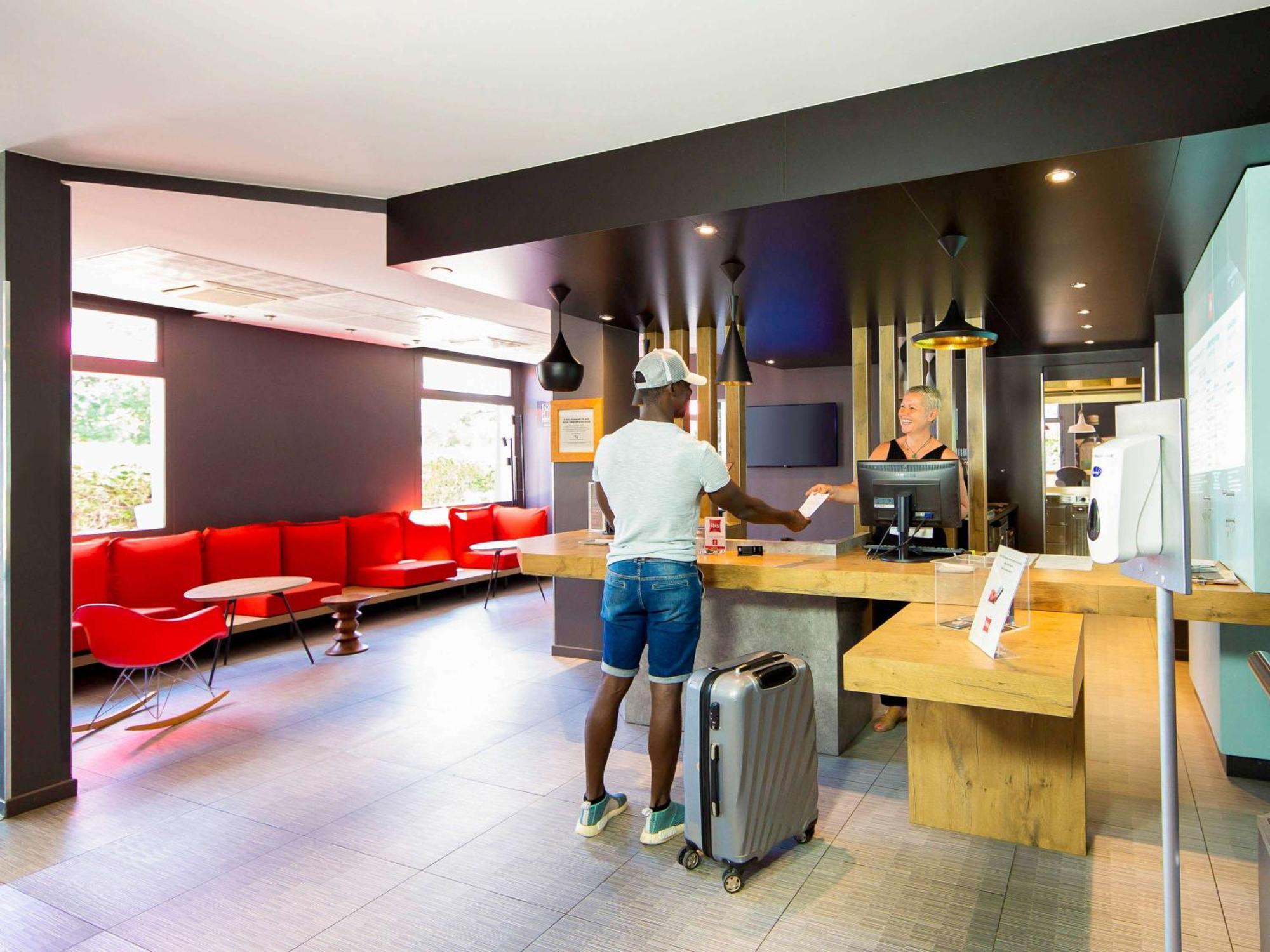 Hotel Ibis Mulhouse Ile Napoleon Sausheim Zewnętrze zdjęcie