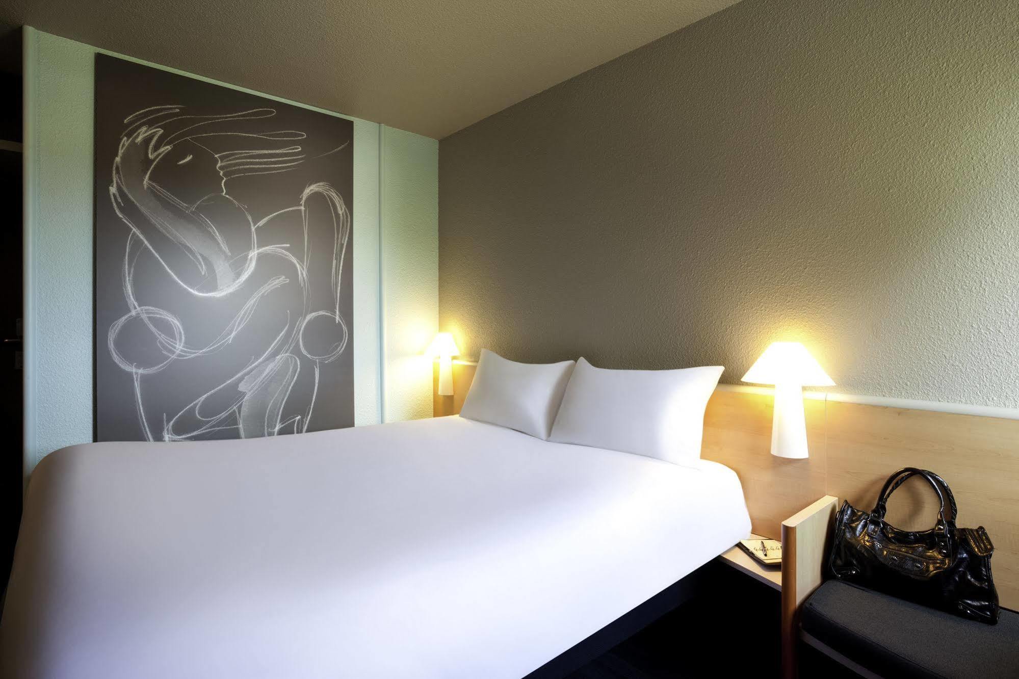 Hotel Ibis Mulhouse Ile Napoleon Sausheim Zewnętrze zdjęcie